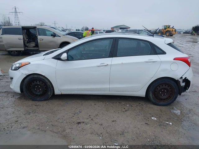 2013 Hyundai Elantra Gt Gls მანქანა იყიდება აუქციონზე, vin: KMHD35LE8DU138246, აუქციონის ნომერი: 12555474