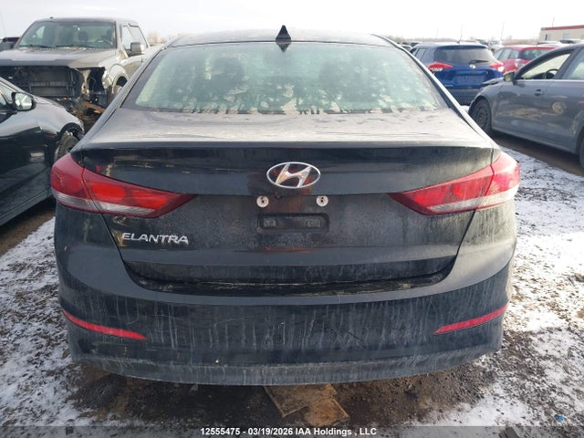 KMHD84LF2HU219463 Hyundai ELANTRA GL