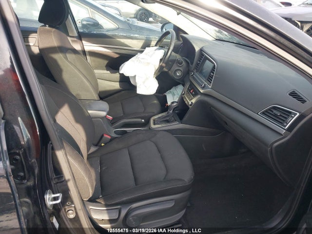 KMHD84LF2HU219463 Hyundai ELANTRA GL