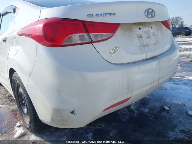 Продажа на аукционе авто 2013 Hyundai Elantra Gl, vin: 5NPDH4AE7DH153740, номер лота: 12555488