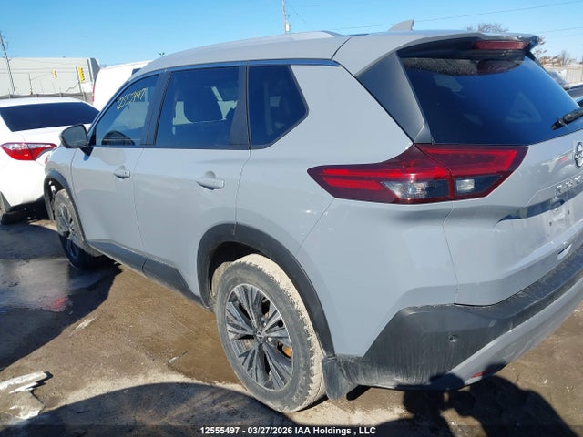 12555497 :رقم المزاد ، JN8BT3BBXNW331175 vin ، 2022 Nissan Rogue Sv مزاد بيع