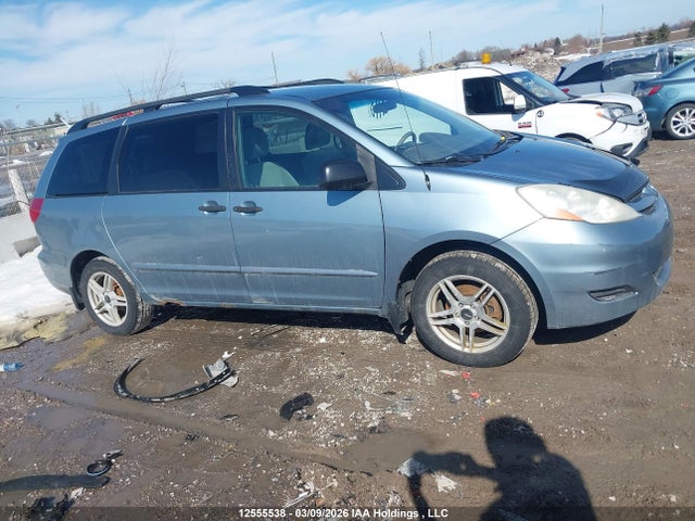 2009 Toyota Sienna Ce 8 Passenger მანქანა იყიდება აუქციონზე, vin: 5TDZK29CX9S228642, აუქციონის ნომერი: 12555538