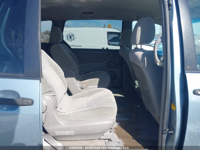 2009 Toyota Sienna Ce 8 Passenger მანქანა იყიდება აუქციონზე, vin: 5TDZK29CX9S228642, აუქციონის ნომერი: 12555538