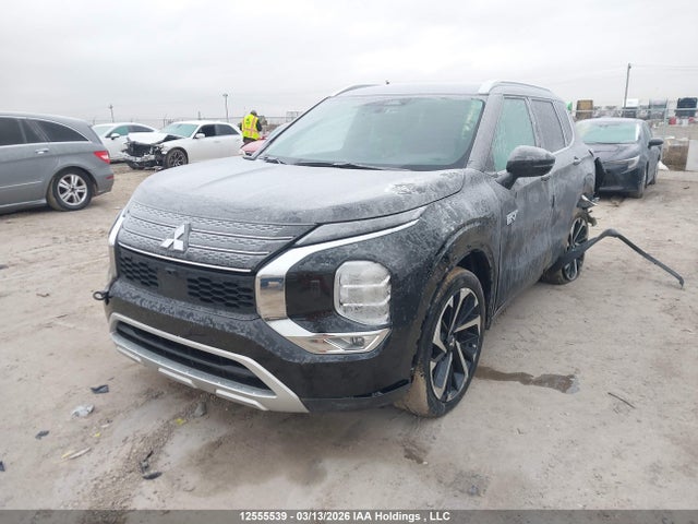 JA4T5UA92PZ615779 Mitsubishi OUTLANDER PHEV