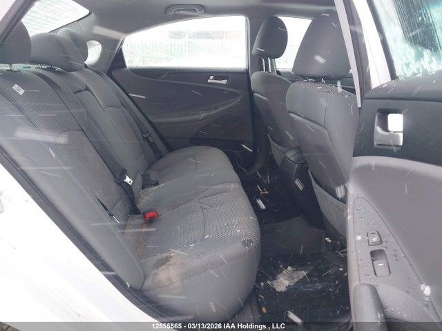 12555565 :رقم المزاد ، 5NPEB4AC4EH867962 vin ، 2014 Hyundai Sonata Gls مزاد بيع