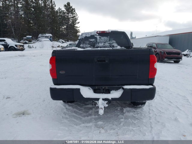 5TFUY5F14KX813505 Toyota Tundra Sr5 Plus 5.7l V8