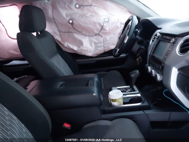5TFUY5F14KX813505 Toyota Tundra Sr5 Plus 5.7l V8