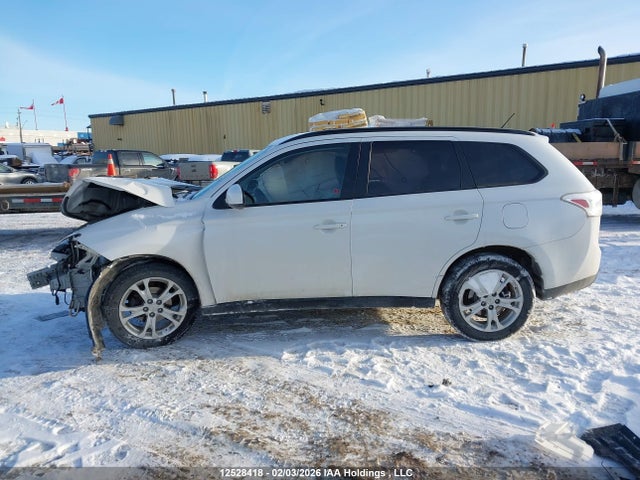 Mitsubishi Outlander Es 2014 JA4AZ2A3XEZ604585 Image 15