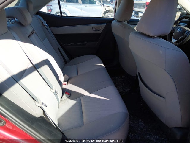 12555596 :رقم المزاد ، 2T1BURHE3FC264586 vin ، 2015 Toyota Corolla L/le/le Pls/prm/s/s Pls مزاد بيع