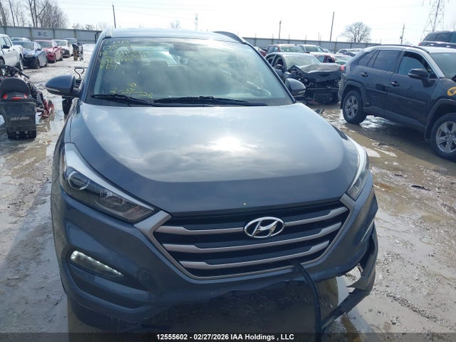 KM8J33A49JU711362 Hyundai Tucson Limited/sport And Eco/se