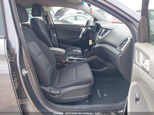 KM8J33A49JU711362 Hyundai Tucson Limited/sport And Eco/se