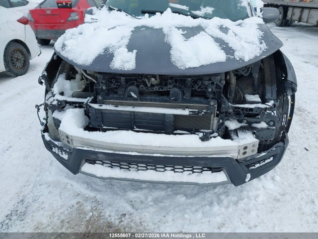 2HKRW1H35JH001594 Honda CR-V LX