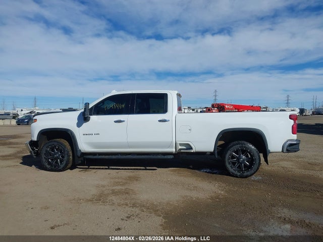 1GC4YUEY4NF239765 Chevrolet Silverado 3500hd Ltz