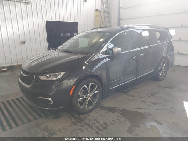 Chrysler Pacifica Pinnacle Awd 2022 2C4RC3PG0NR137228 Image 2