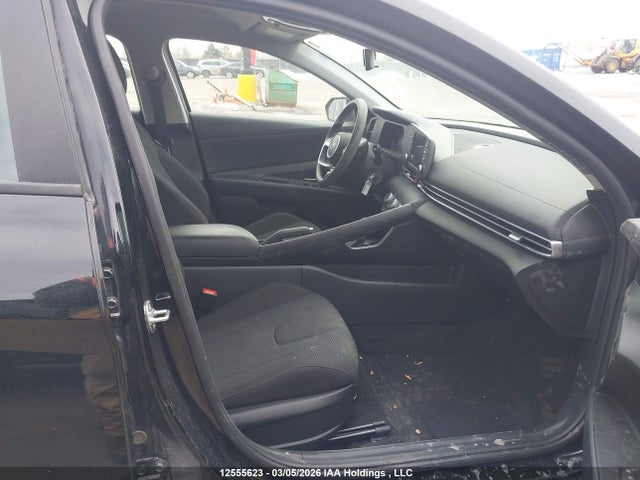 KMHLM4DG1RU650814 Hyundai Elantra Essential