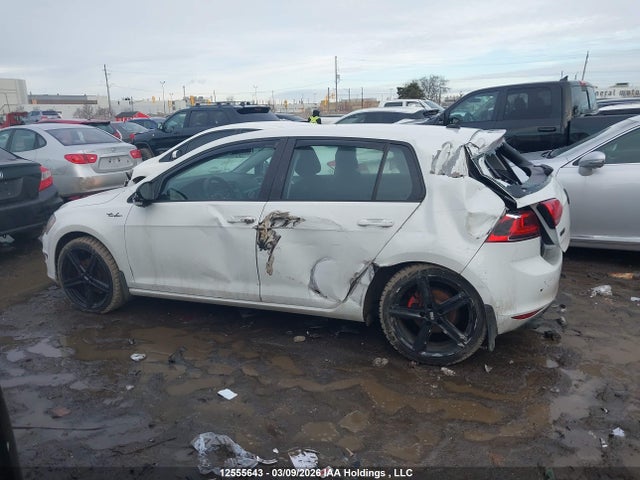 12555643 :رقم المزاد ، 3VW117AU3GM067448 vin ، 2016 Volkswagen Golf 1.8 Tsi Comfortline/1.8 Tsi Highline/1.8 Tsi Trendline مزاد بيع