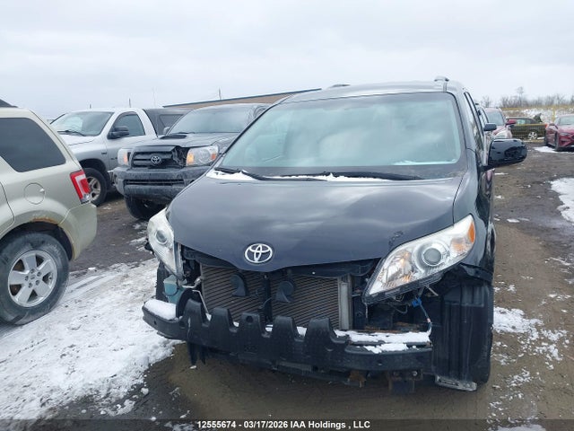 Aukcja sprzedaży 2015 Toyota Sienna Le V6, vin: 5TDKK3DC7FS528052, numer aukcji: 12555674