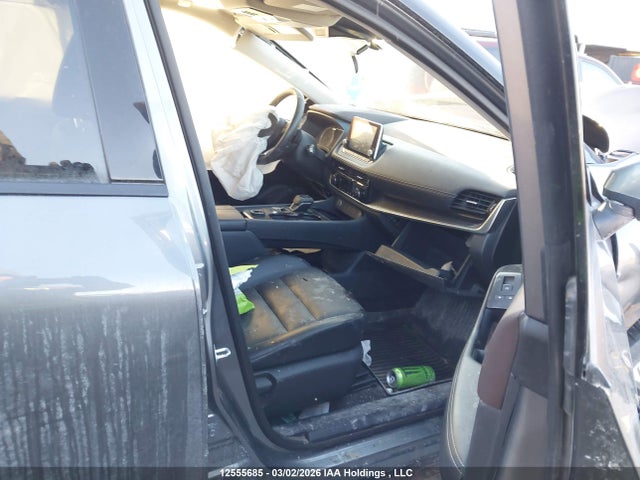 12555685 :رقم المزاد ، 5N1AT3BB9MC790460 vin ، 2021 Nissan Rogue مزاد بيع