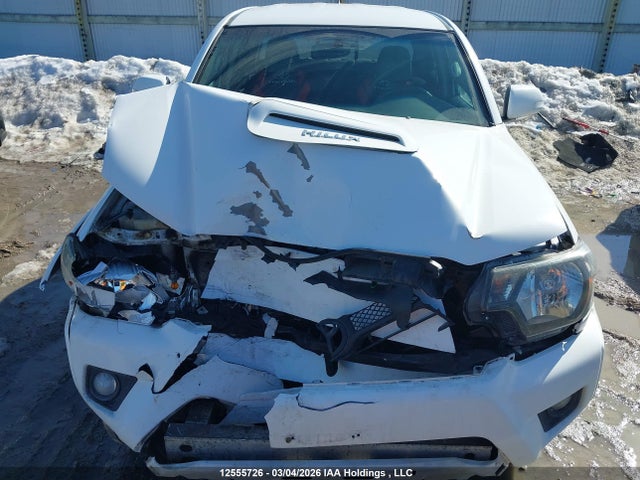 2012 Toyota Tacoma V6 მანქანა იყიდება აუქციონზე, vin: 5TFMU4FN1CX008927, აუქციონის ნომერი: 12555726