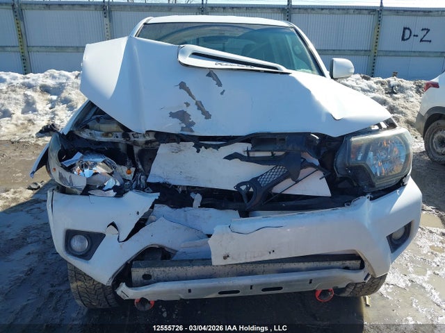 2012 Toyota Tacoma V6 მანქანა იყიდება აუქციონზე, vin: 5TFMU4FN1CX008927, აუქციონის ნომერი: 12555726