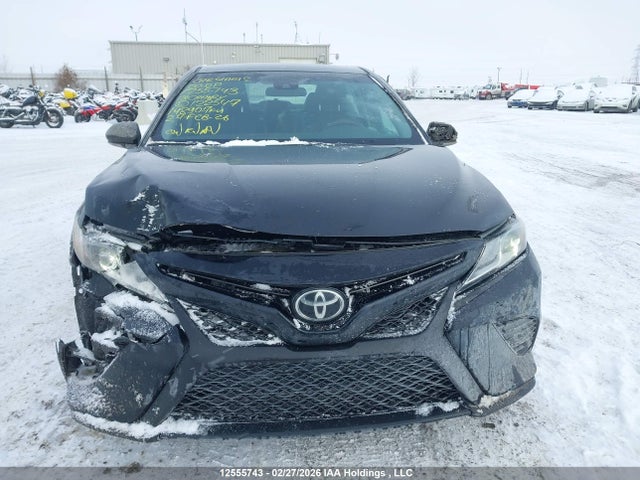 4T1B11HK8JU122547 Toyota CAMRY SE