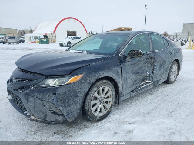 4T1B11HK8JU122547 Toyota CAMRY SE