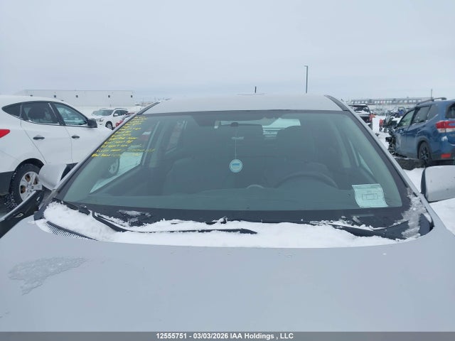 12555751 :رقم المزاد ، 2T1KE4EE7AC043750 vin ، 2010 Toyota Corolla Matrix S مزاد بيع