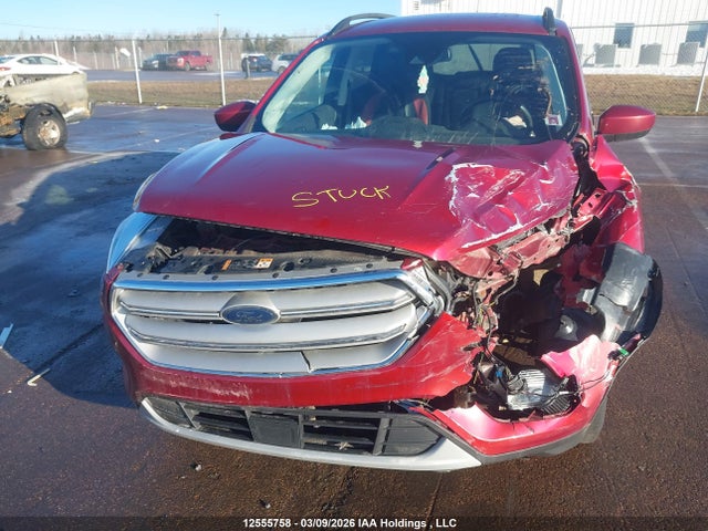 1FMCU0GD1JUD10089 Ford ESCAPE SE