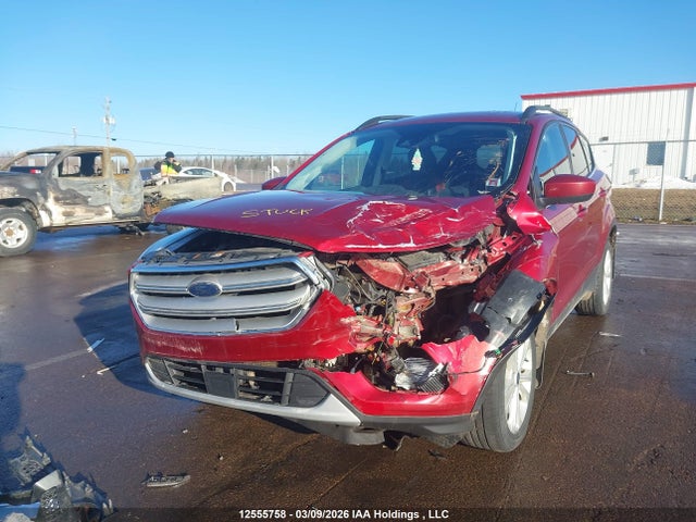 1FMCU0GD1JUD10089 Ford ESCAPE SE