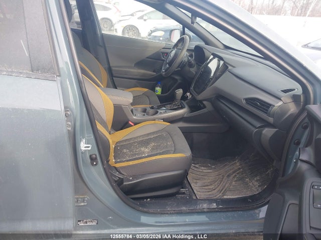 JF2GUHFC8RH373077 Subaru Crosstrek Onyx