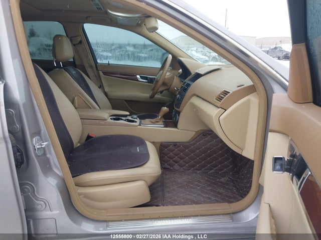 12555800 :رقم المزاد ، WDDGF54X88F069096 vin ، 2008 Mercedes-benz C 300 300 مزاد بيع