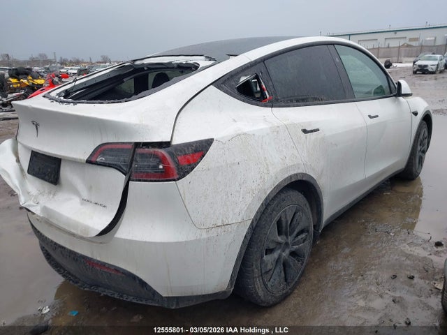 7SAYGAEE5SF229466 Tesla Model Y Long Range
