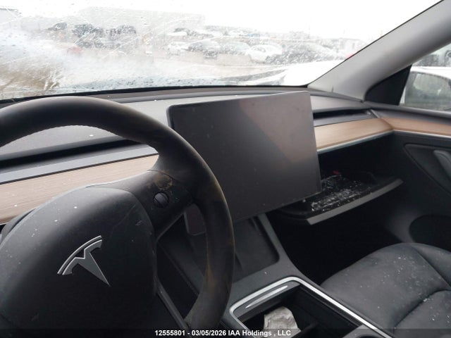 7SAYGAEE5SF229466 Tesla Model Y Long Range