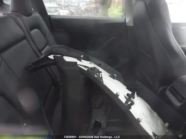7SAYGAEE5SF229466 Tesla Model Y Long Range