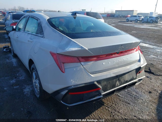 2025 Hyundai Elantra Essential მანქანა იყიდება აუქციონზე, vin: KMHLM4DG4SU097582, აუქციონის ნომერი: 12555847