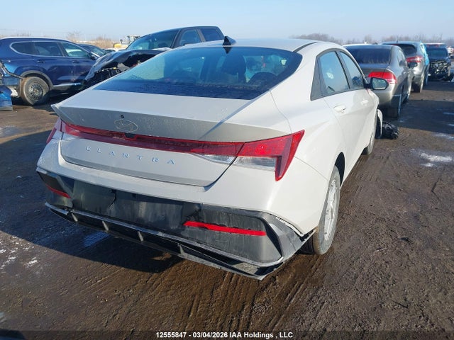 2025 Hyundai Elantra Essential მანქანა იყიდება აუქციონზე, vin: KMHLM4DG4SU097582, აუქციონის ნომერი: 12555847