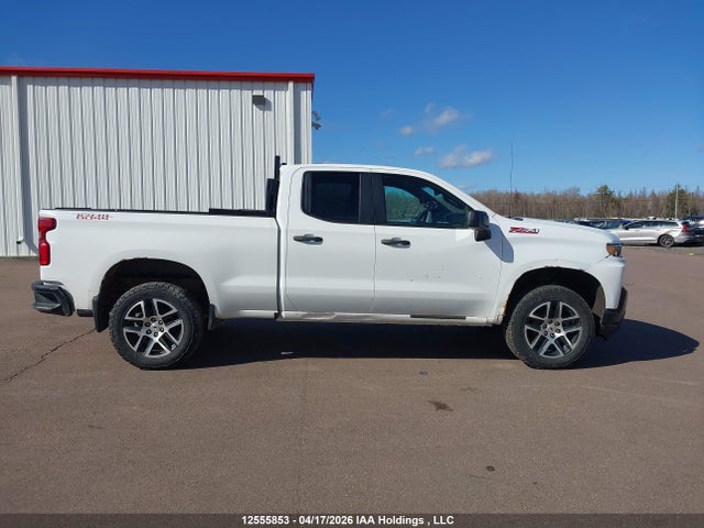 Aukcja sprzedaży 2019 Chevrolet Silverado K1500 Trail Boss Custom, vin: 1GCRYCEF7KZ311597, numer aukcji: 12555853
