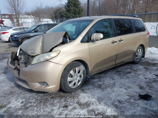 Aukcja sprzedaży 2011 Toyota Sienna, vin: 5TDZK3DC8BS004949, numer aukcji: 12555855