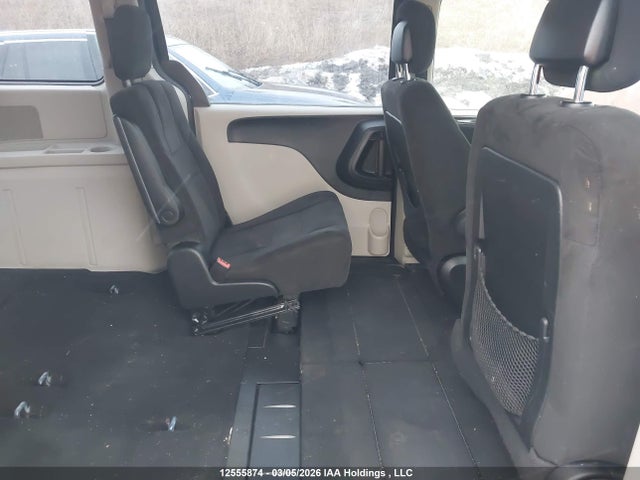 2C4RDGBG5ER455969 Dodge Grand Caravan Se/sxt