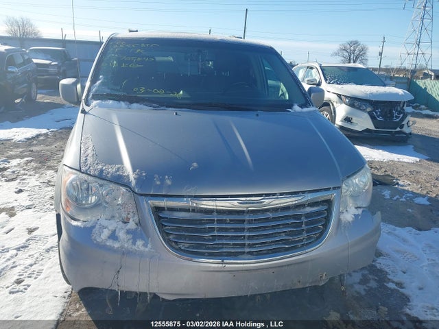 2015 Chrysler Town & Country Touring მანქანა იყიდება აუქციონზე, vin: 2C4RC1CG4FR705847, აუქციონის ნომერი: 12555875