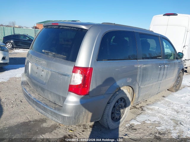 2015 Chrysler Town & Country Touring მანქანა იყიდება აუქციონზე, vin: 2C4RC1CG4FR705847, აუქციონის ნომერი: 12555875