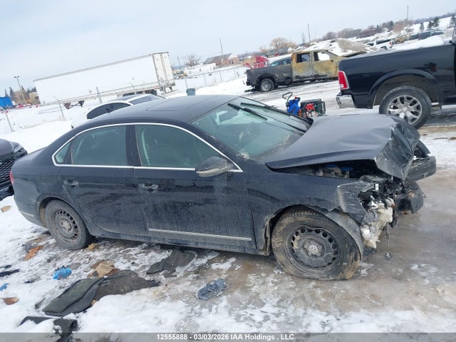 2012 Volkswagen Passat Sel მანქანა იყიდება აუქციონზე, vin: 1VWCM7A32CC004327, აუქციონის ნომერი: 12555888