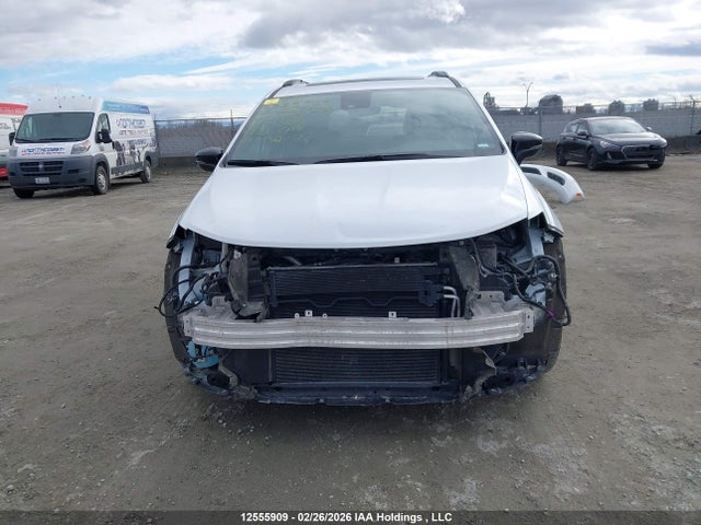 Chrysler Pacifica Limited 2025 2C4RC1GG3SR601502 Image 13