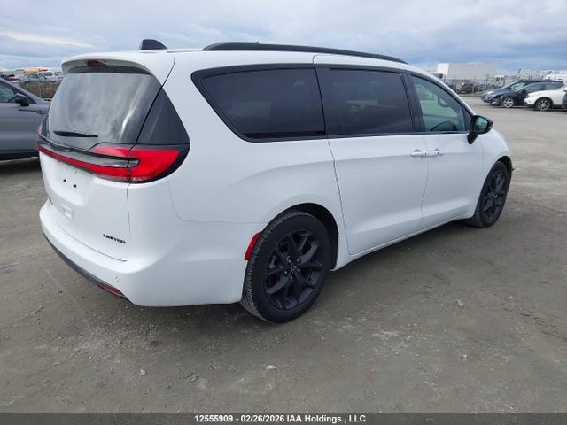 Chrysler Pacifica Limited 2025 2C4RC1GG3SR601502 Image 4