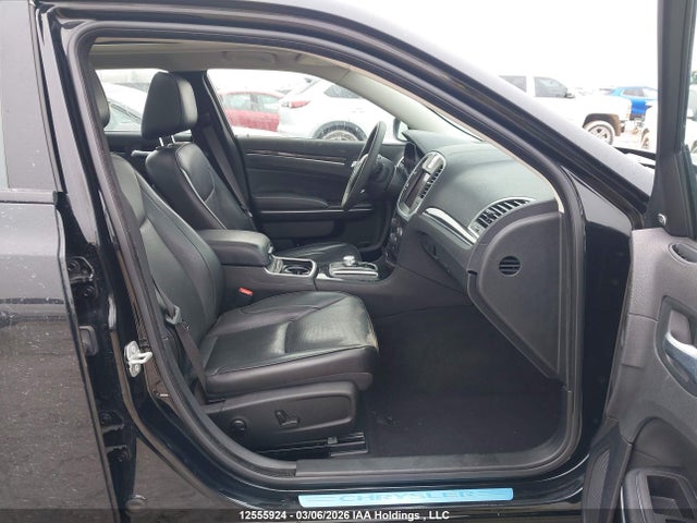 12555924 :رقم المزاد ، 2C3CCASG7PH616759 vin ، 2023 Chrysler 300 Touring-l Awd مزاد بيع
