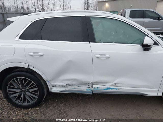 Aukcja sprzedaży 2023 Audi Q3 Premium Plus S Line 45, vin: WA1EECF32P1112775, numer aukcji: 12555931