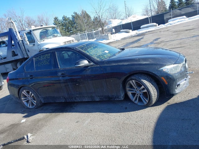 12555933 :رقم المزاد ، WBA8A3C56GK690356 vin ، 2016 Bmw 320i Xdrive مزاد بيع