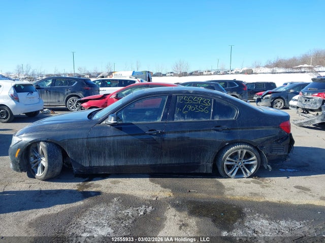 12555933 :رقم المزاد ، WBA8A3C56GK690356 vin ، 2016 Bmw 320i Xdrive مزاد بيع