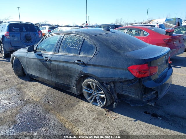 12555933 :رقم المزاد ، WBA8A3C56GK690356 vin ، 2016 Bmw 320i Xdrive مزاد بيع