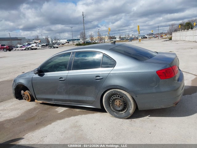 3VWLL7AJ8EM251824 Volkswagen Jetta 2.0 Tdi Highline/2.0 Tdi Trendline+